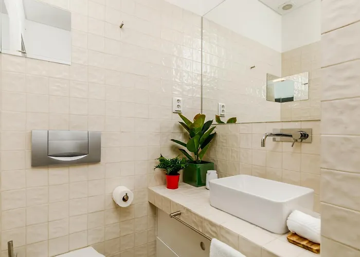 Haus Abel - Pool, Parking And Garden In The Heart Of *