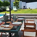Haus Abel - Pool, Parking And Garden In The Heart Of Lisboa
