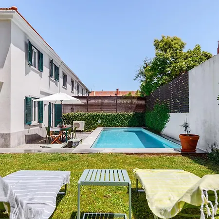 Villa Haus Abel - Pool, Parking And Garden In The Heart Of Lissabon