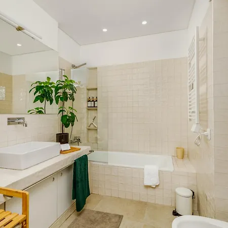 Haus Abel - Pool, Parking And Garden In The Heart Of Villa Lissabon