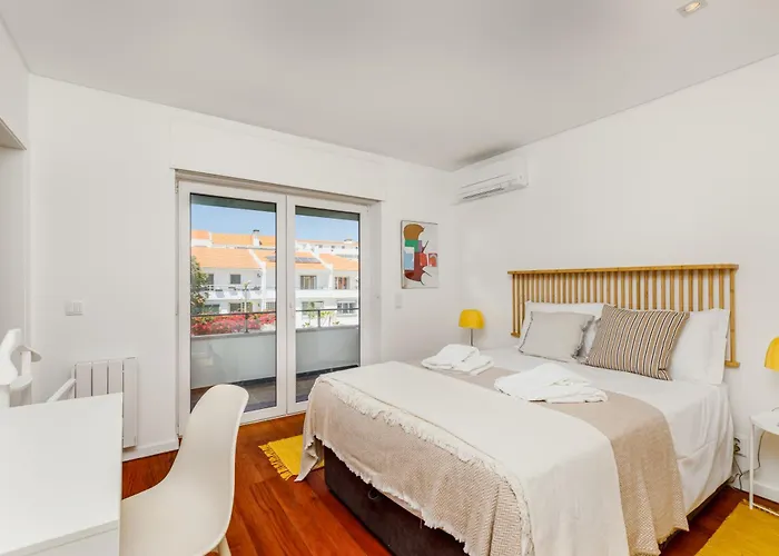 Villa Haus Abel - Pool, Parking And Garden In The Heart Of Lissabon