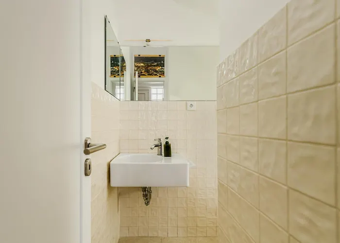 Villa Haus Abel - Pool, Parking And Garden In The Heart Of Lissabon