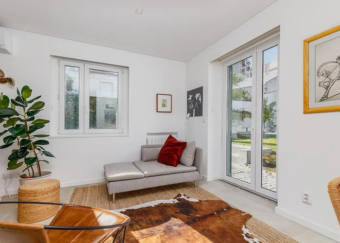 Villa Haus Abel - Pool, Parking And Garden In The Heart Of Lissabon