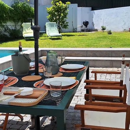 Haus Abel - Pool, Parking And Garden In The Heart Of 리스본
